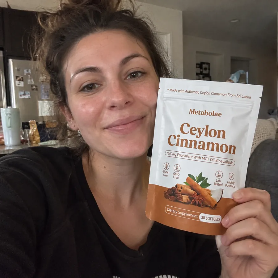 Customer photo with Ceylon Cinnamon Softgels
